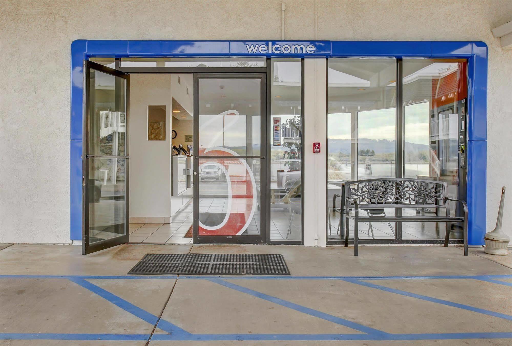 Motel 6-Coos Bay, Or ภายนอก รูปภาพ