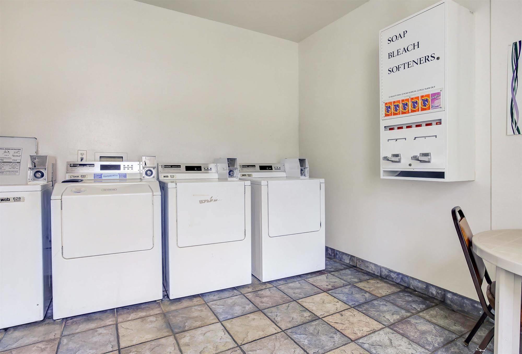 Motel 6-Coos Bay, Or ภายนอก รูปภาพ